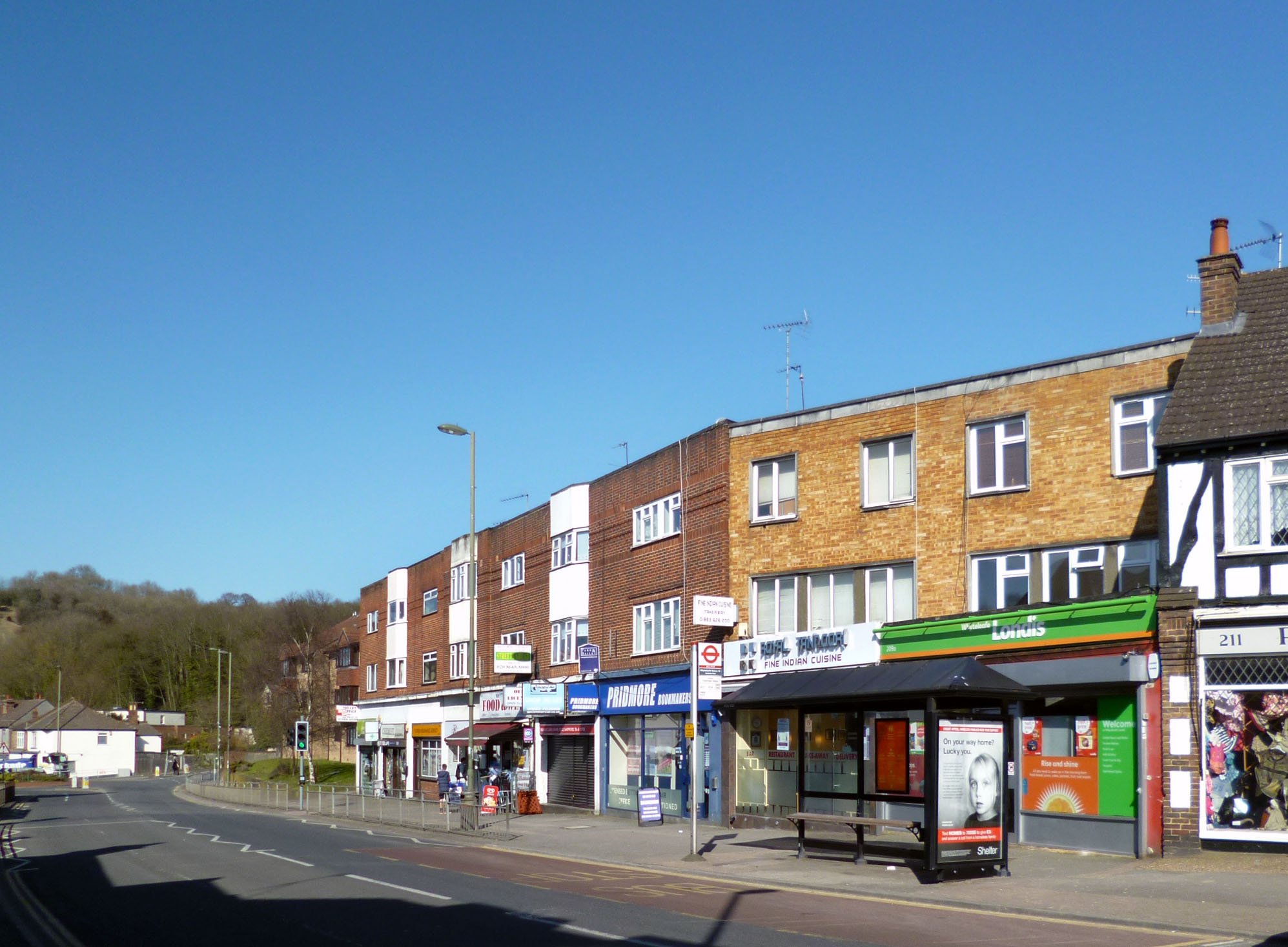 Bus_Stop_by_the_Curry_House_(geograph_3396754) whyteleafe