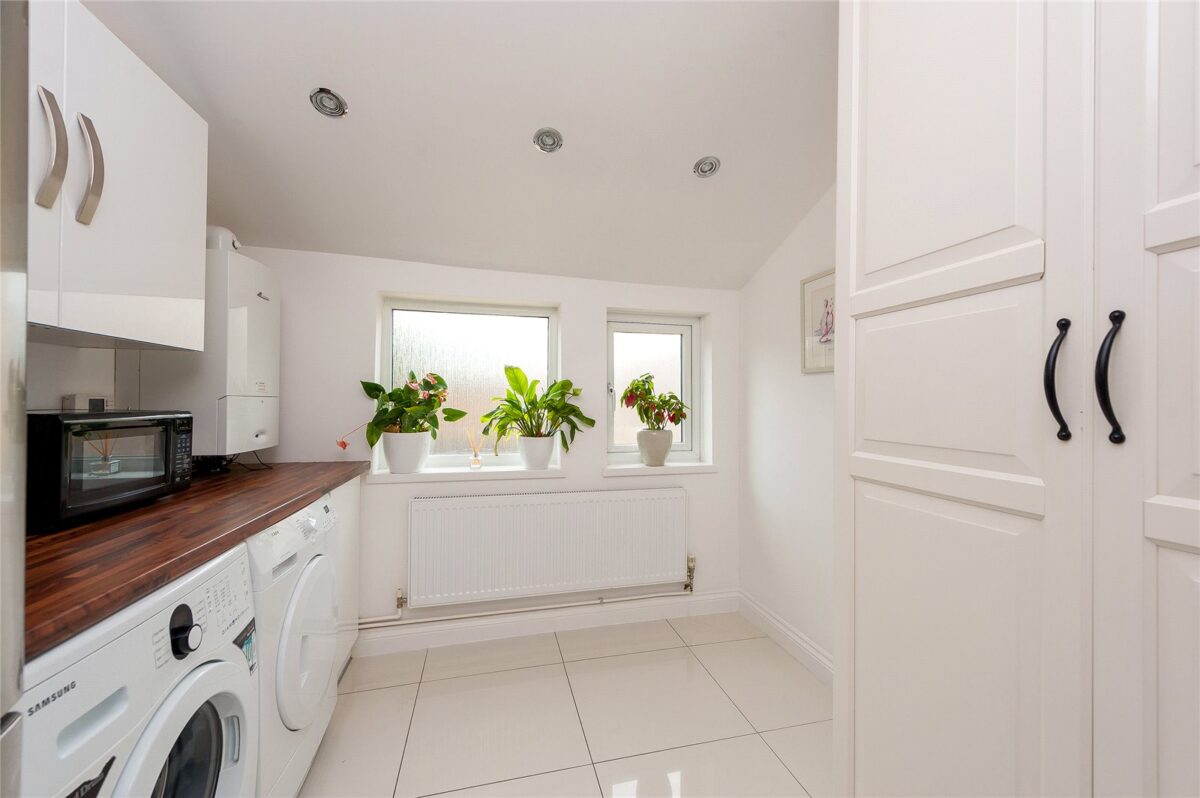 addsah add151084 l img 01