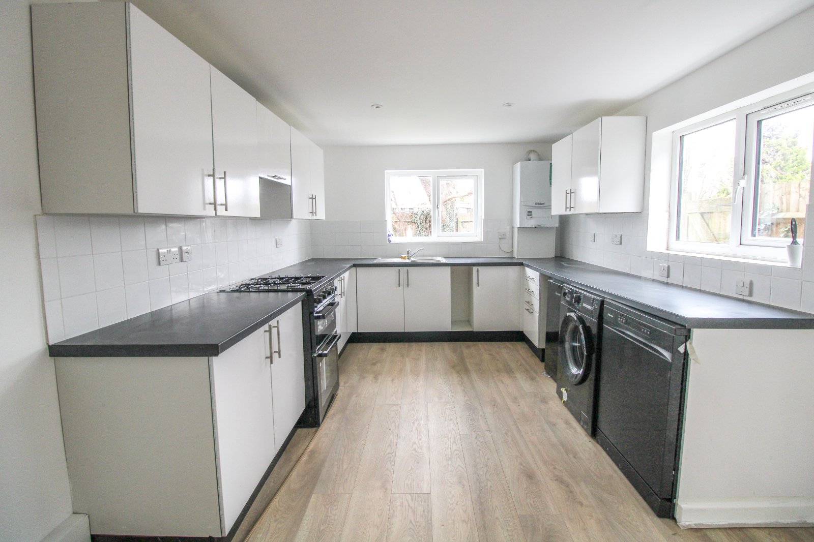3 Bed Terraced House for Sale, Davidson Road, Croydon, CR0 streets ahead