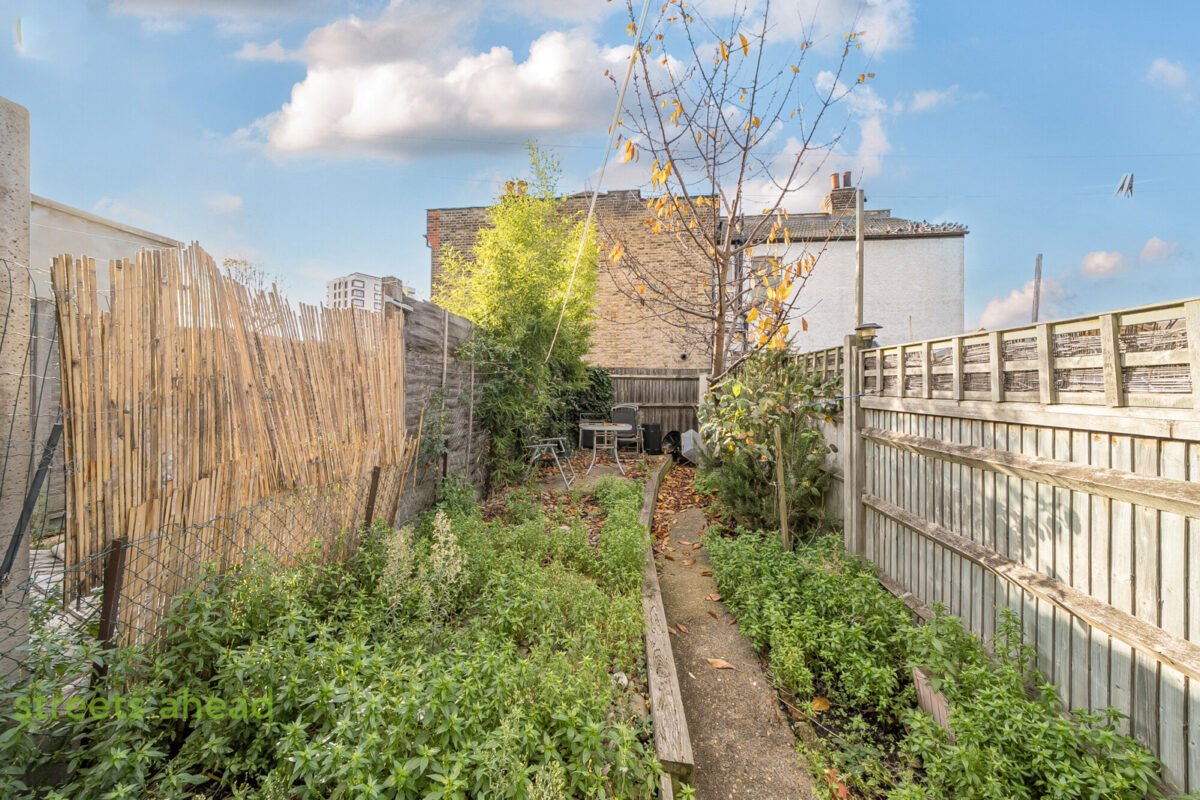 addsah add250311 img 08