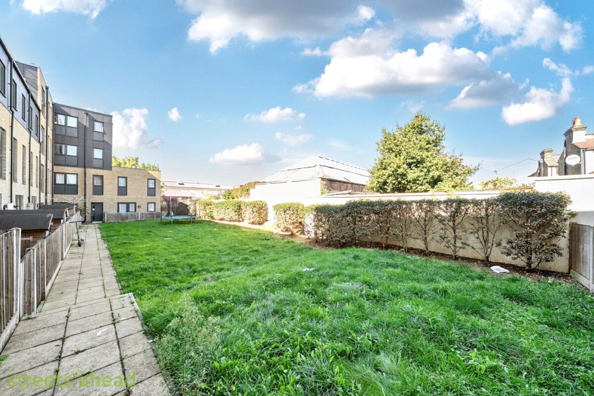 addsah add250404 img 13