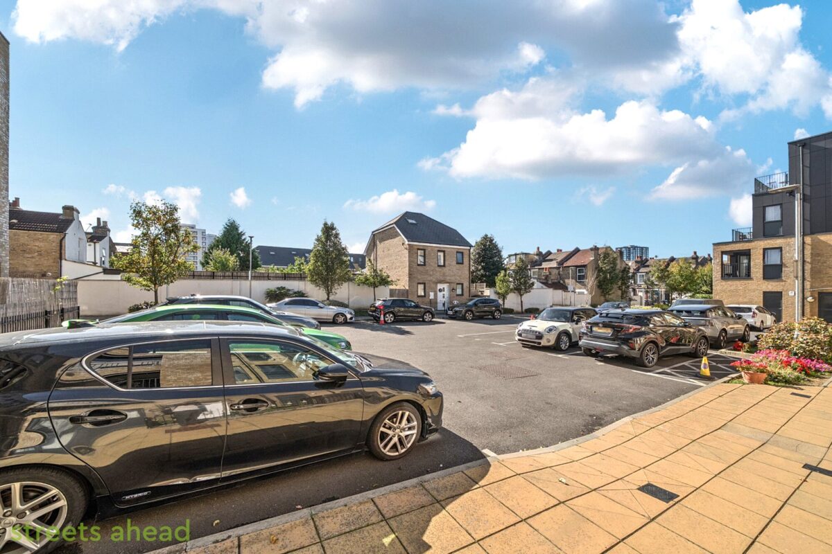 addsah add250404 img 18