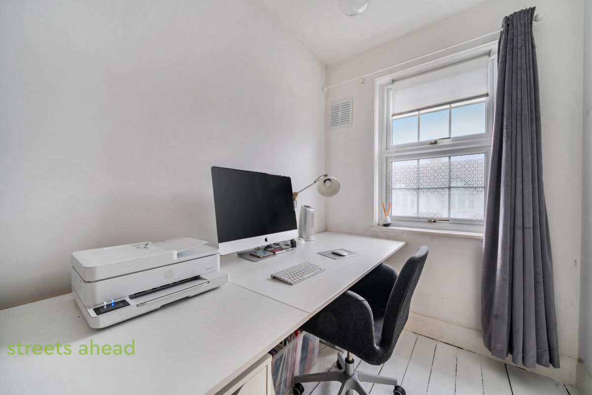 addsah add250422 img 06