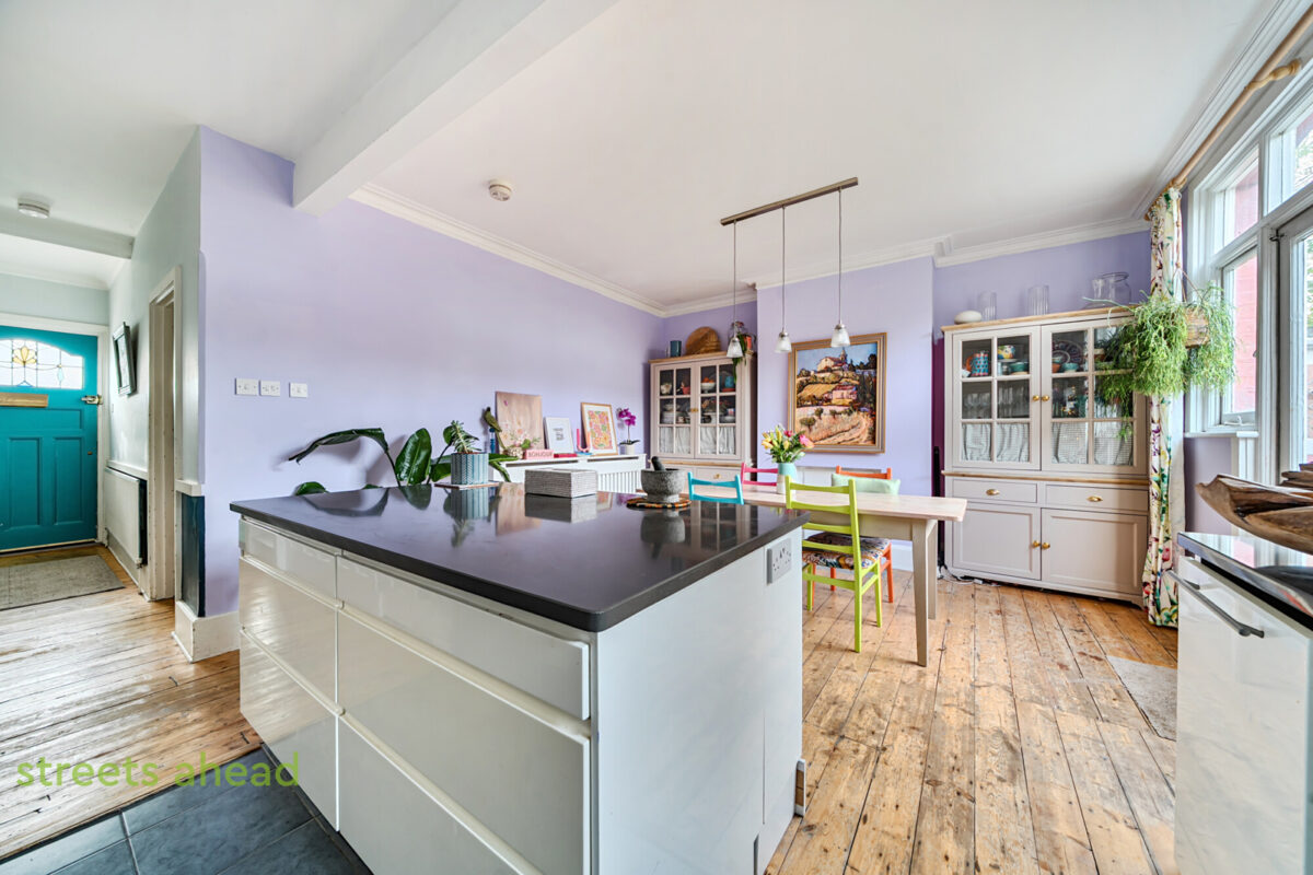 addsah add250422 img 11