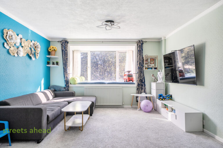 addsah_add260454_img_03.jpg Bardsley Close, Croydon, CR0, photo 4