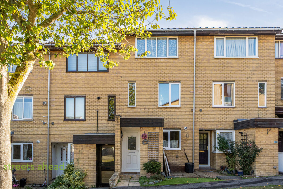addsah_add260454_img_15.jpg Bardsley Close, Croydon, CR0, photo 16