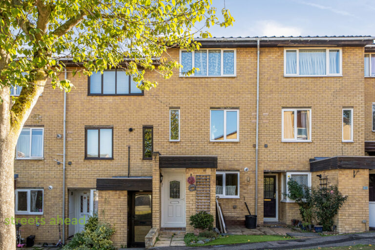 addsah_add260454_img_15.jpg Bardsley Close, Croydon, CR0, photo 16