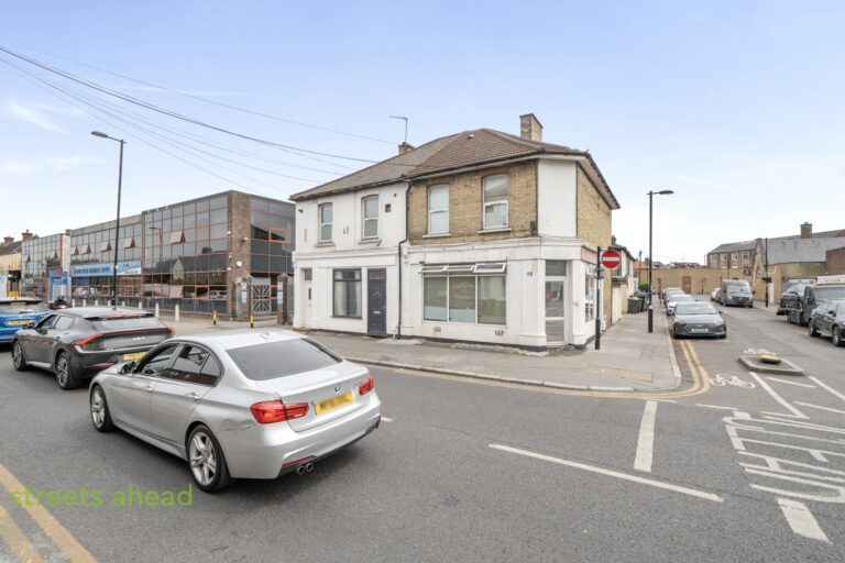 addsah_pur260186_img_01.jpg Windmill Road, Croydon, photo 2