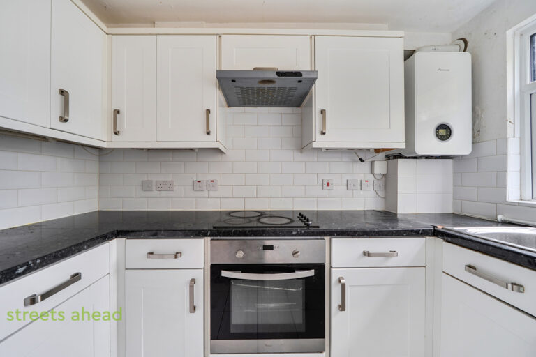addsah_rpt140334_l_img_00.jpg Outram Road, Croydon, photo 1