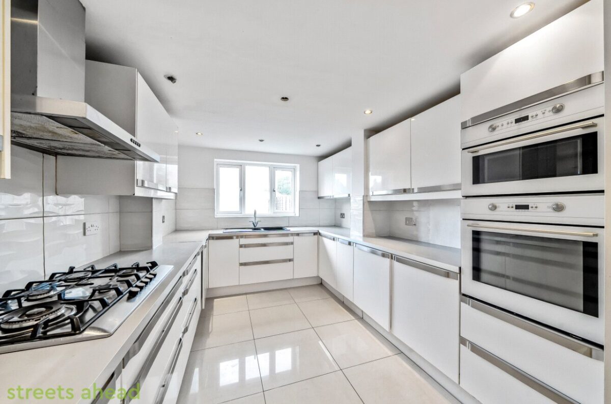 addsah rpt150227 l img 05