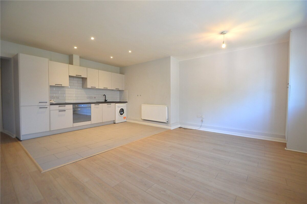addsah_scr260638_l_img_00.jpg Purley Way Crescent, Croydon, CR0, photo 1