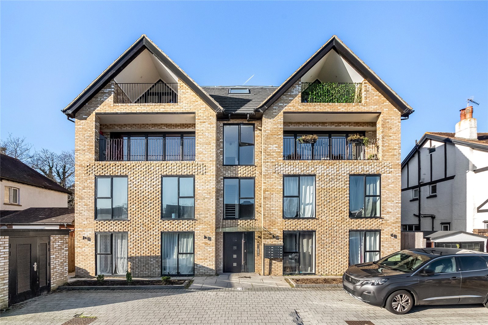 3 Bed Apartment for Sale, Brighton Road, Coulsdon, CR5 streets ahead