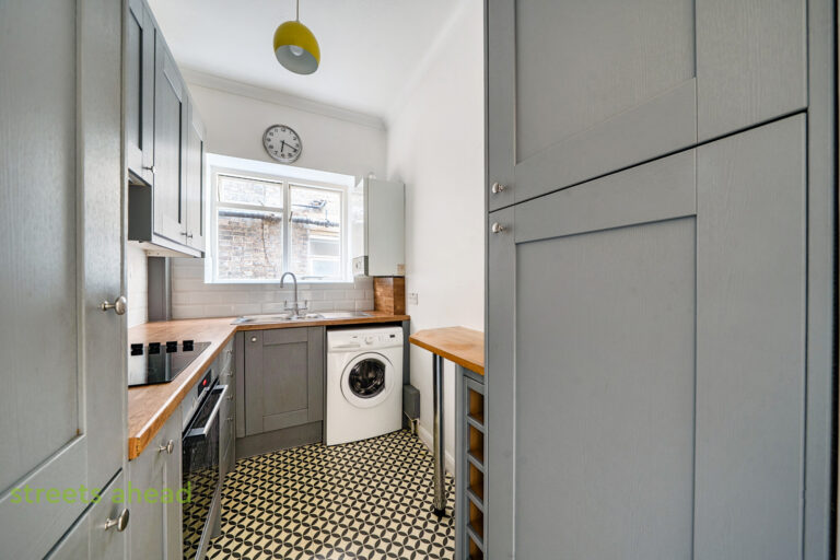 Thicket Road, London, SE20, photo 4