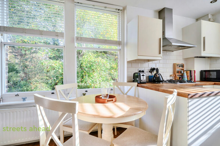 crpsah_crp170803_l_img_06-v2.jpg Belvedere Road, London, SE19, photo 7