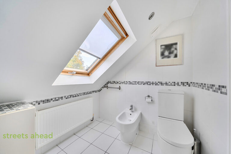 crpsah_crp170803_l_img_09-v2.jpg Belvedere Road, London, SE19, photo 10