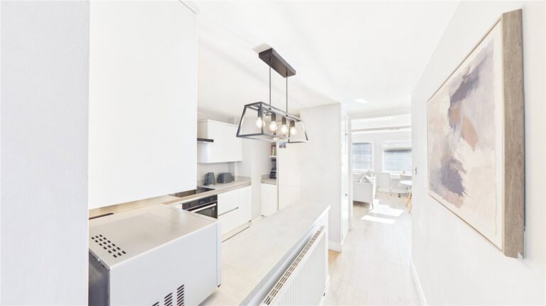 Mowbray Road, London, SE19, photo 9