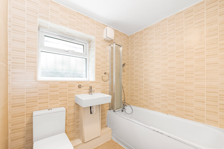crpsah_crp240348_img_05.jpg Thicket Road, London, SE20, photo 6