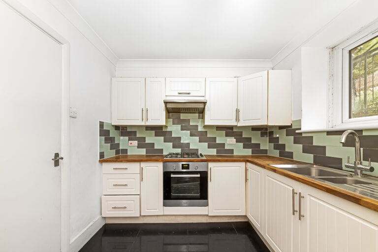 crpsah_crp240348_img_07.jpg Thicket Road, London, SE20, photo 8
