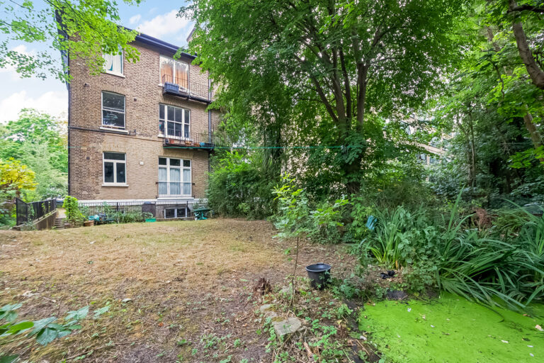 crpsah_crp240348_img_08.jpg Thicket Road, London, SE20, photo 9
