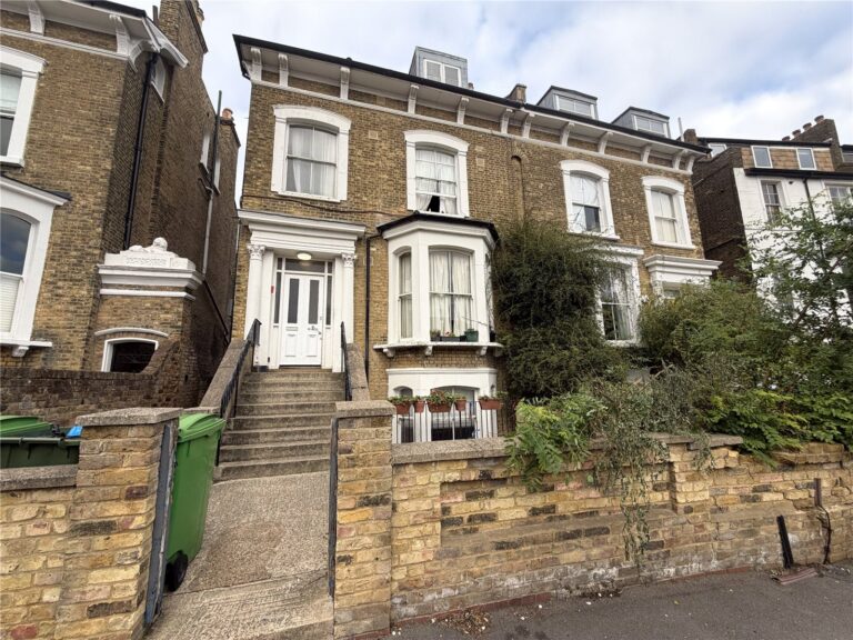 crpsah_crp260191_l_img_06.jpg Belvedere Road, London, SE19, photo 7