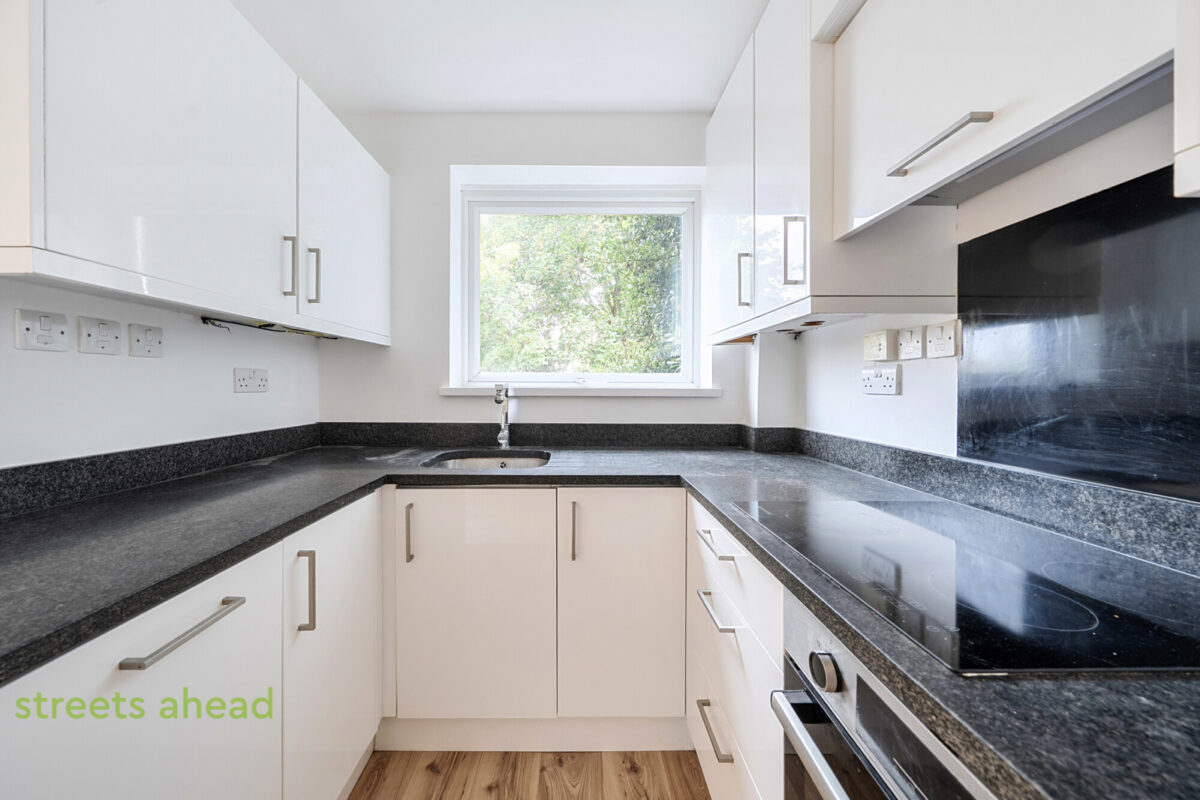 crpsah rpt110393 l img 01 v2