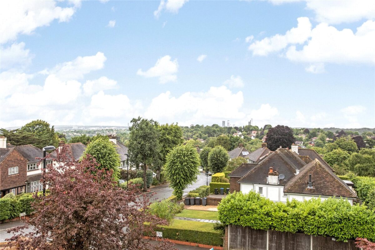newsah_new260031_img_01.jpg Purley Downs Road, South Croydon, Croydon, CR2, photo 2