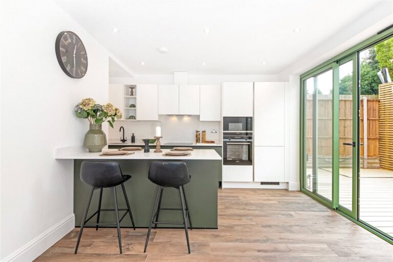 newsah_new260031_img_13.jpg Purley Downs Road, South Croydon, Croydon, CR2, photo 14