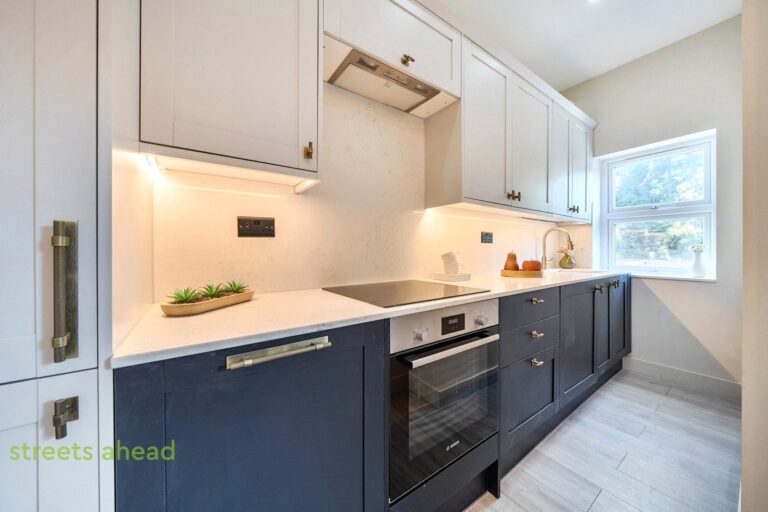 newsah_new260039_img_01.jpg Windmill Road, Croydon, photo 2