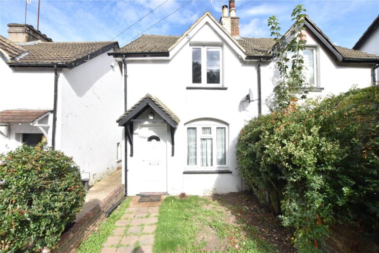 Station Cottages, Station Road, Kenley, Surrey, photo 1