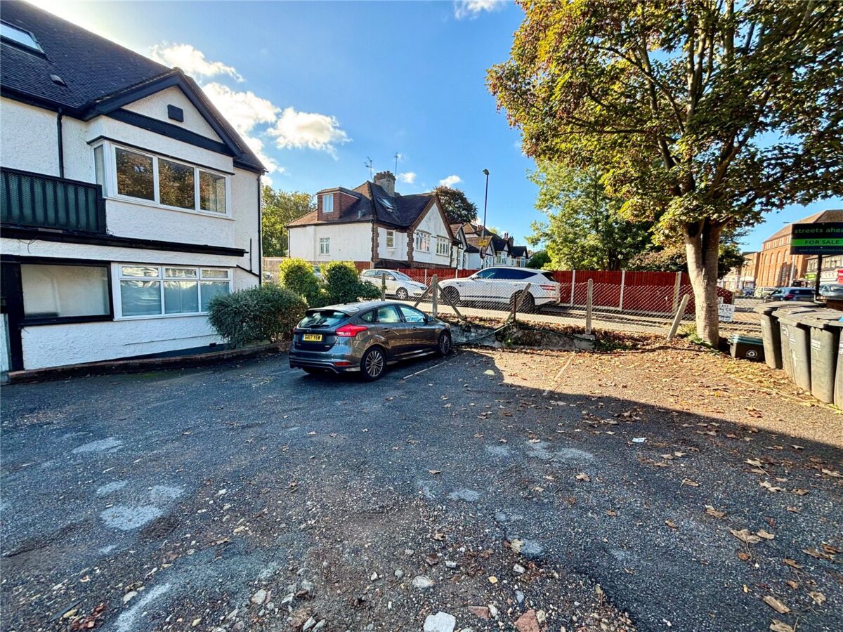 pursah_pur260005_img_06-v2.jpg Brighton Road, Purley, CR8, photo 7
