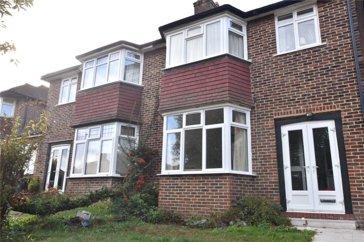pursah_pur260117_l_img_00.jpg Ingleboro Drive, Purley, CR8, photo 1