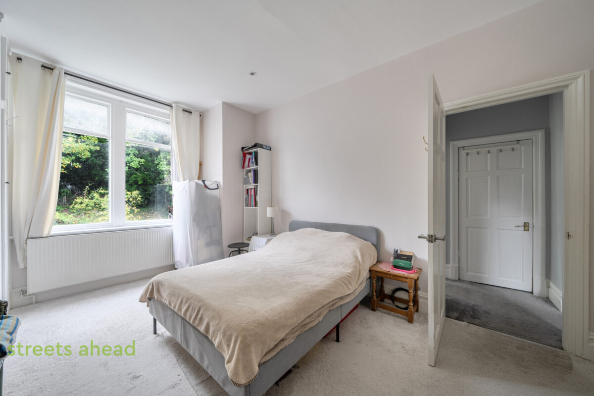 Godstone Road, Purley, CR8, photo 13