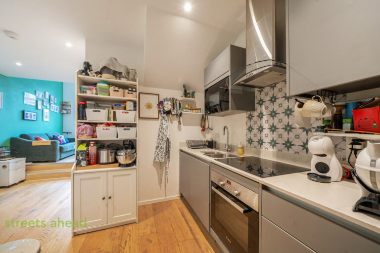 Whytecliffe Road South, Purley, CR8, photo 4