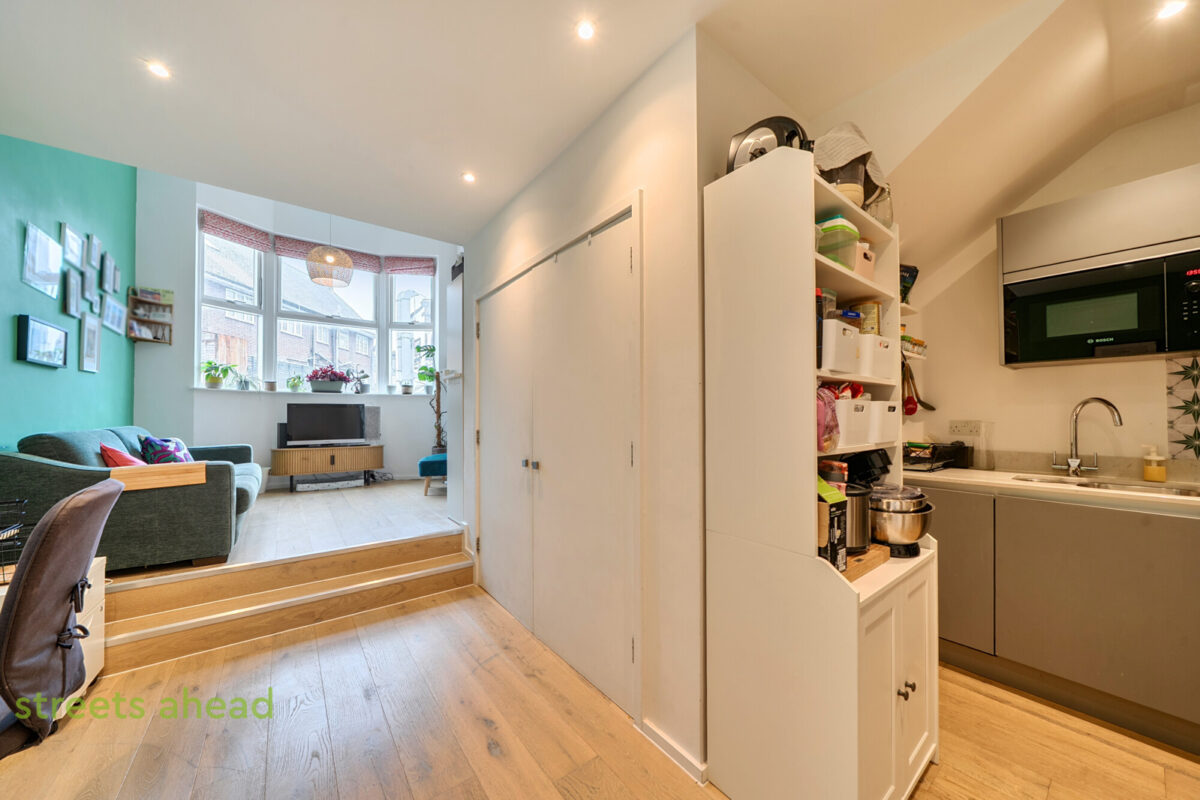 Whytecliffe Road South, Purley, CR8, photo 6