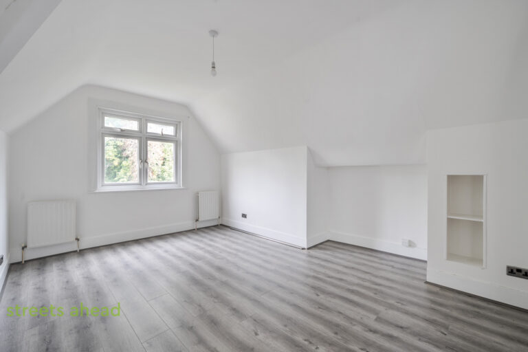pursah_pur260199_img_00.jpg Godstone Road, Purley, photo 1