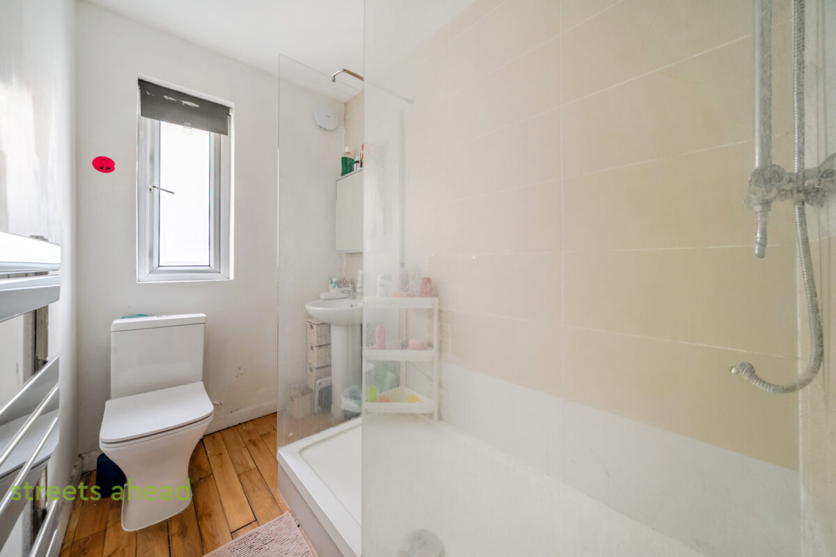 scrsah add120975 l img 04