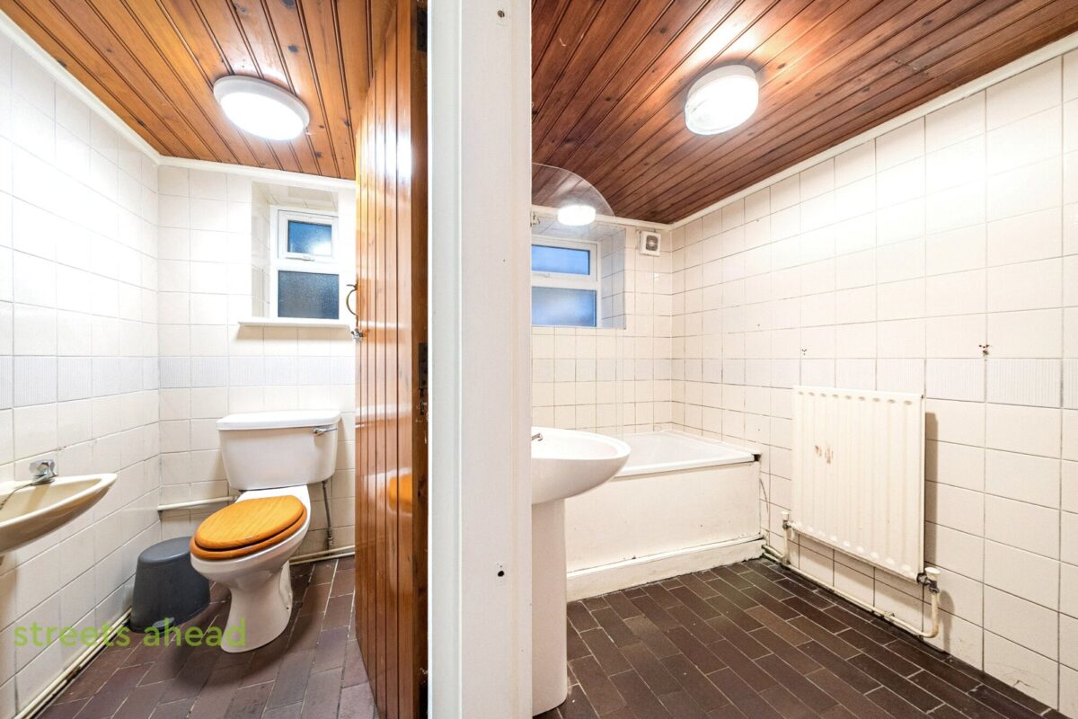 scrsah add130810 l img 06