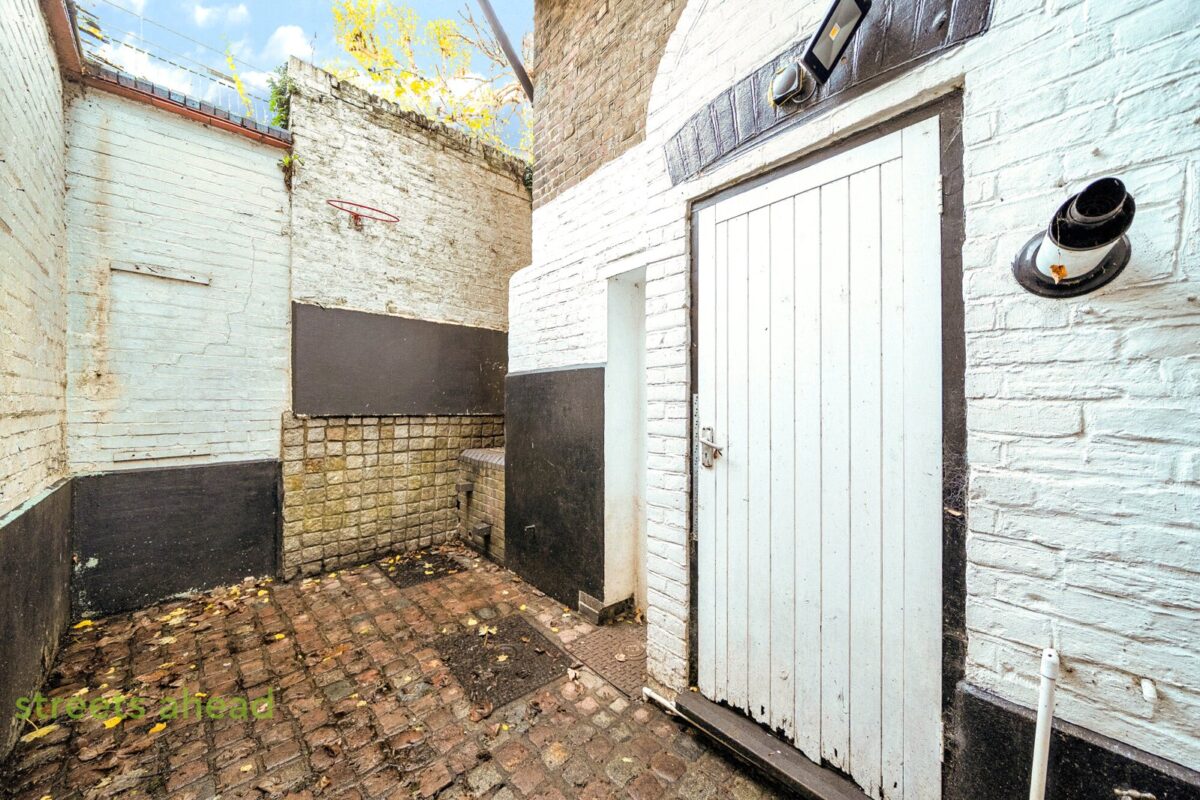 scrsah add130810 l img 13