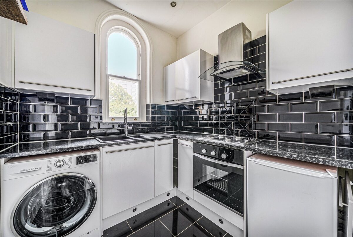 scrsah add200911 img 02