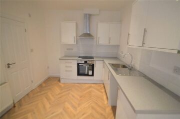 scrsah com260006 img 01