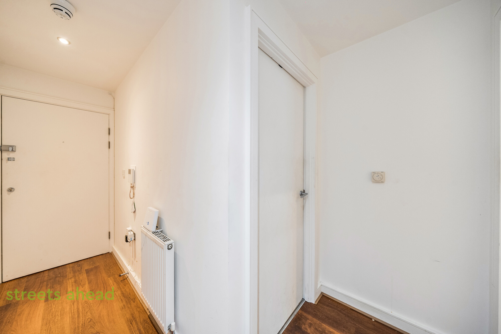 scrsah scr210552 l img 08