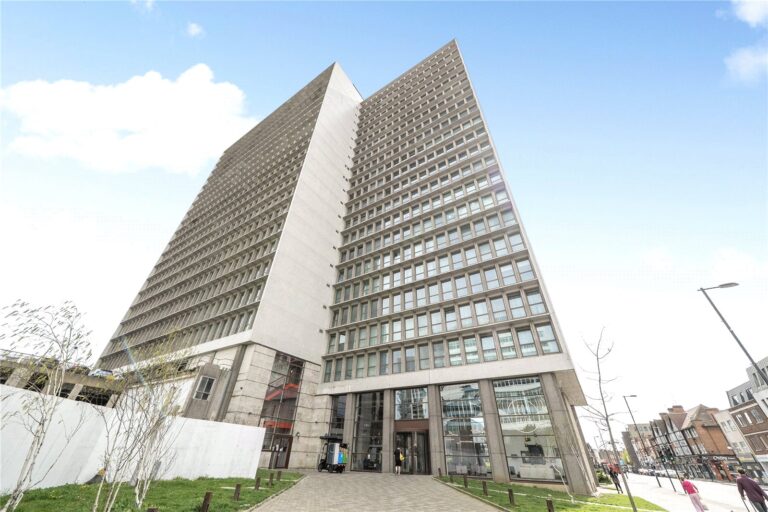 scrsah_scr250162_img_00.jpg High Street, East Croydon, Central Croydon, photo 1