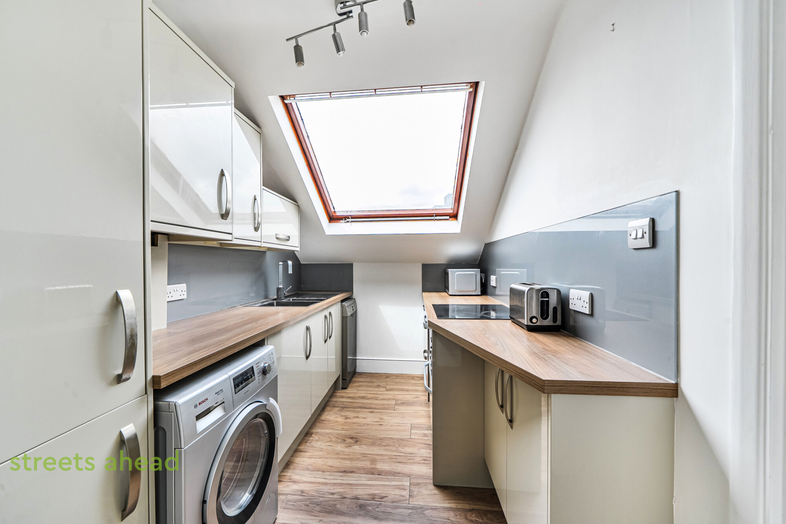 scrsah scr250213 img 13
