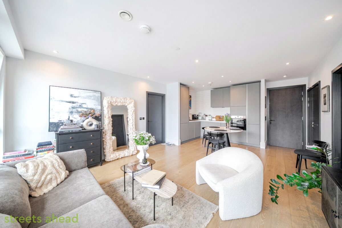 scrsah scr250329 img 06