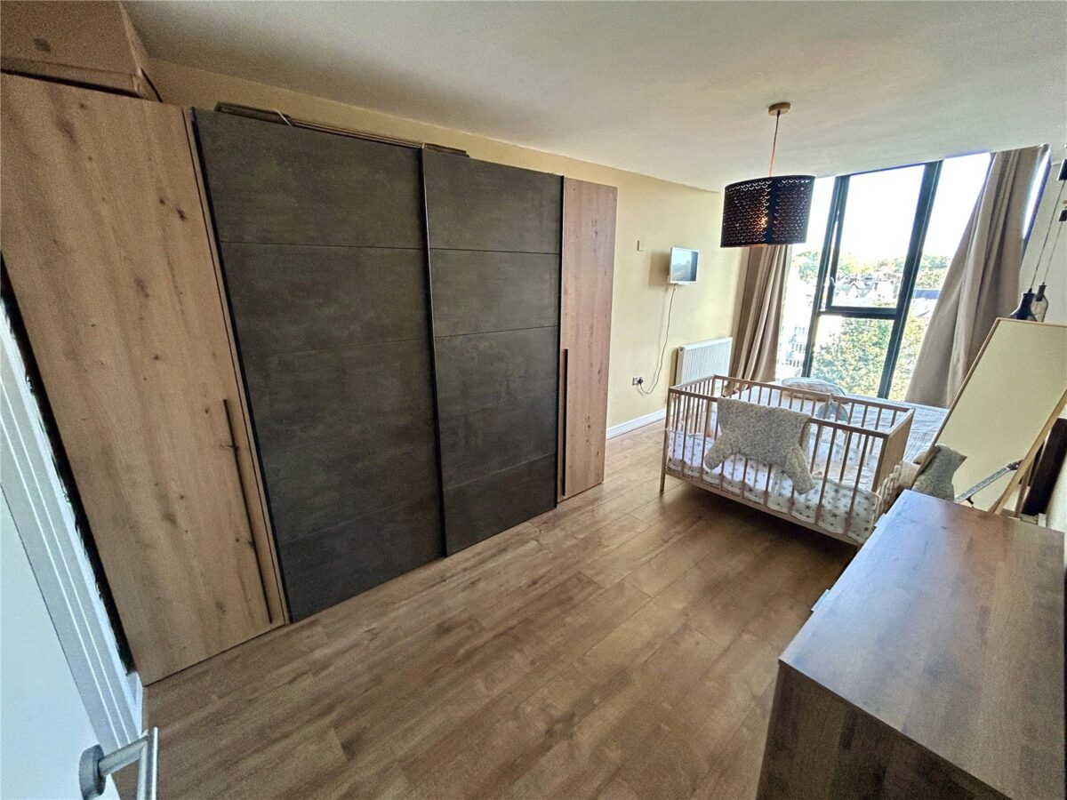 scrsah scr250362 l img 06