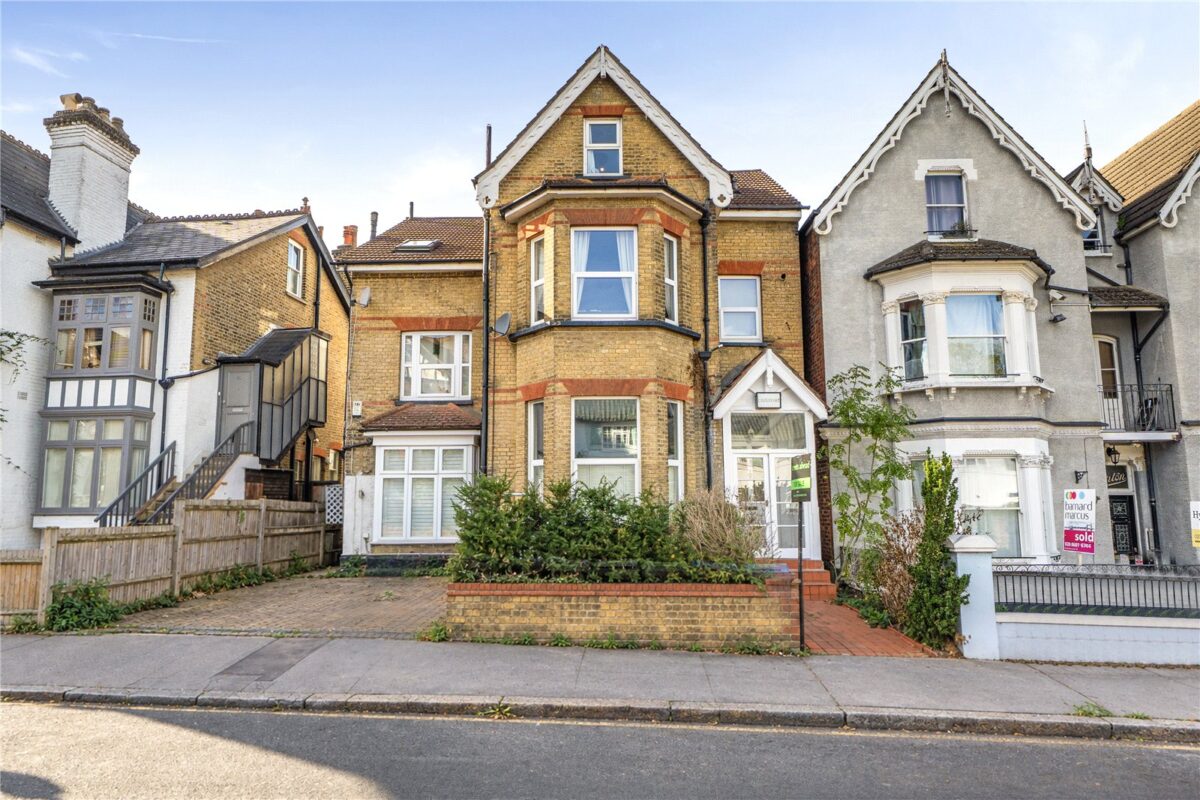 scrsah_scr260457_img_00.jpg Birdhurst Rise, South Croydon, CR2, photo 1
