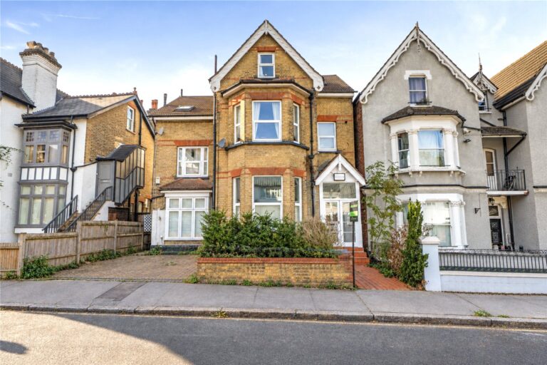Birdhurst Rise, South Croydon, photo 1
