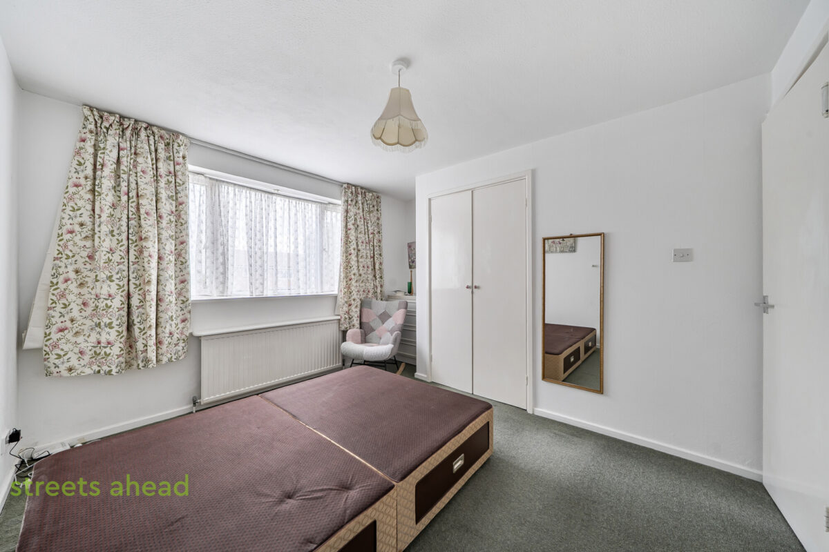 Inglewood, Pixton Way, Croydon, CR0, photo 4