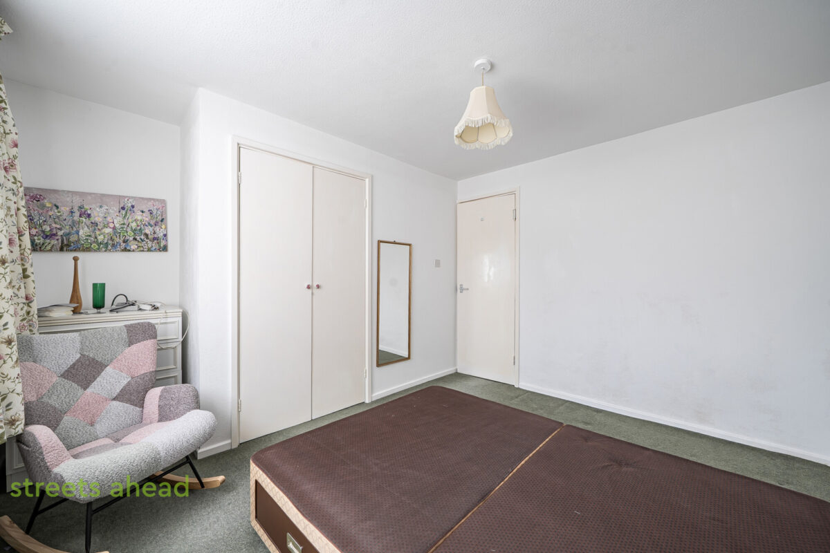 Inglewood, Pixton Way, Croydon, CR0, photo 9