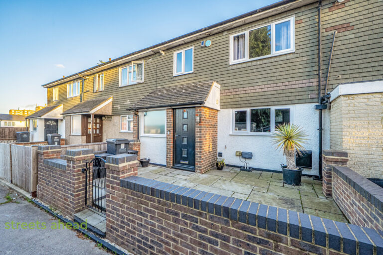 scrsah_scr260519_img_16.jpg Brierley, New Addington, Croydon, CR0, photo 17